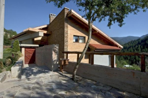 The Reddoorshouse, Solishta